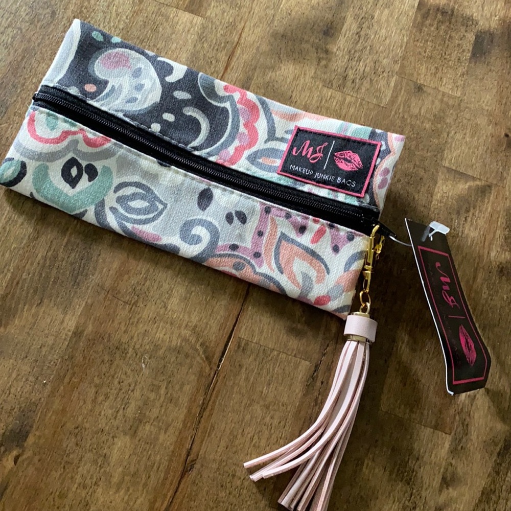 Makeup Junkie bag mini whimpsy floral paisley